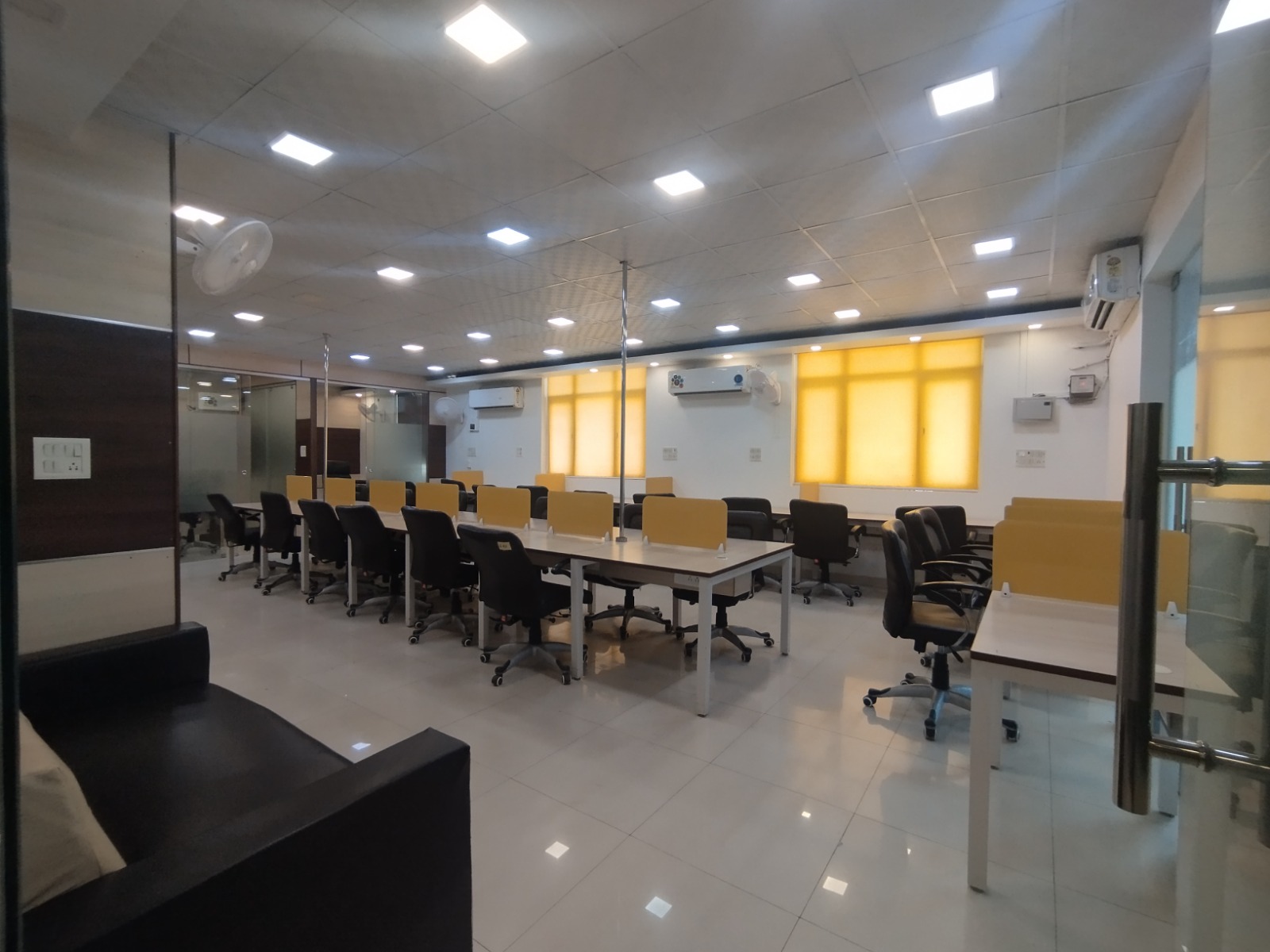 Office Space For Rent in Sector 4