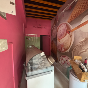 Furnished Amenities in  Shop at Kandivali East – for Rent