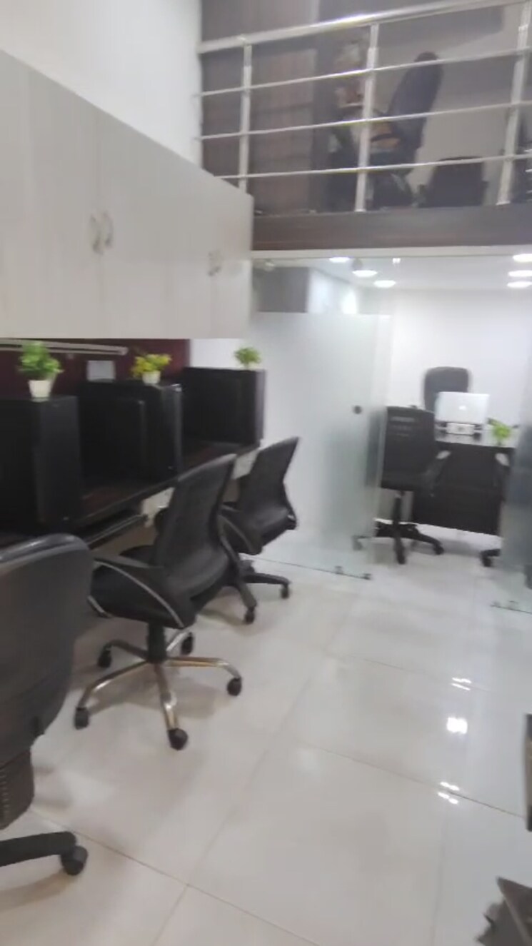 Team Area, bestfield Commercial Office Space 450 Sq.Ft. In Netaji Subhash Place Delhi 8739583