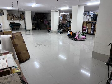 Parking in  Showroom at New Friends Colony – for Rent