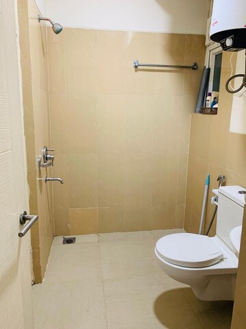 Bathroom in 3.5 BHK Apartment at Emaar Emerald Floors Premier, Sector 65 – for Rent