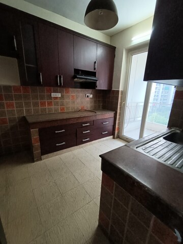 Kitchen in 3 BHK Apartment at JMD Gardens, Sector 33 – for Rent