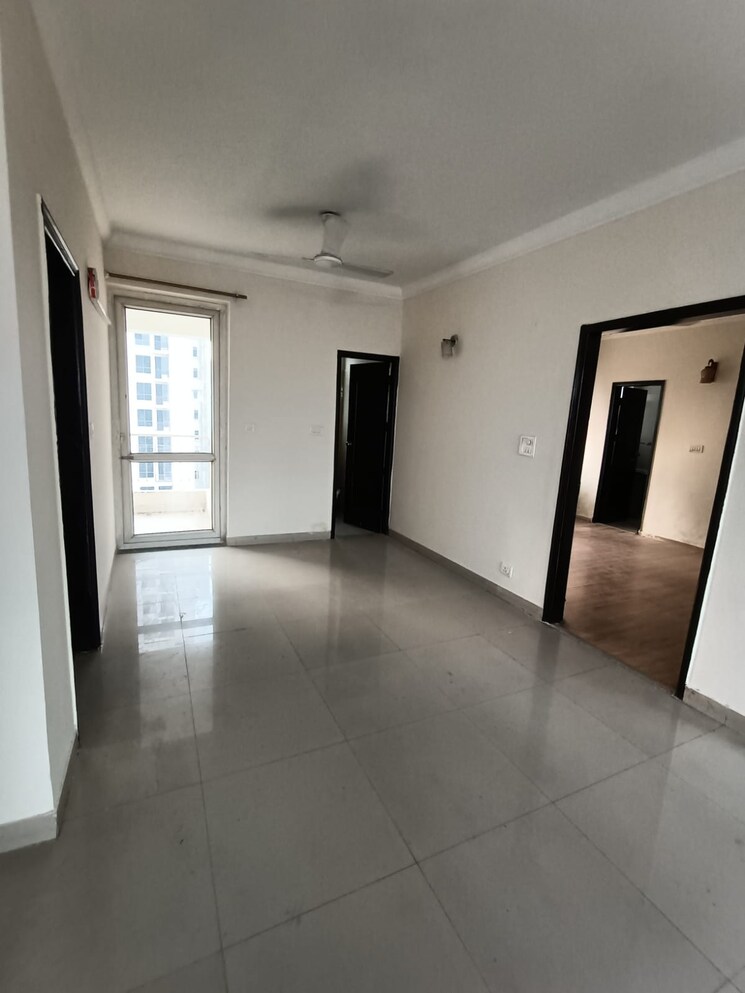 Room, jmd-gardens 3 Bedroom 1875 Sq.Ft. Apartment In Sector 33 Gurgaon 8739579