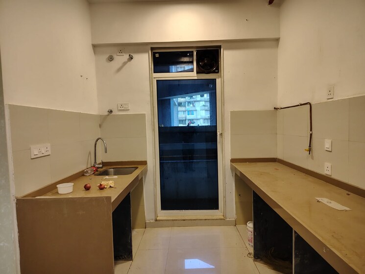 Kitchen, mantri-park 2 Bedroom 550 Sq.Ft. Apartment In Goregaon East Mumbai 8739622