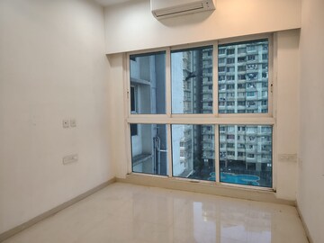 Room in 2 BHK Apartment at Mantri Park, Goregaon East – for Rent