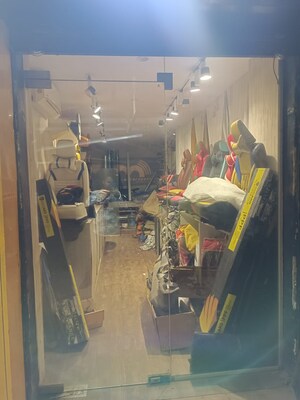 Team Area in  Shop at Green Park Tower, Andheri West – for Sale