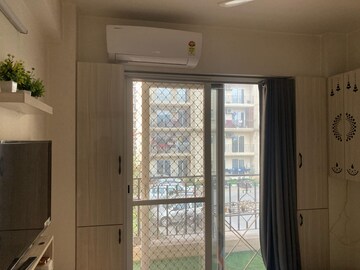 Room in 2 BHK Apartment at Signature The Serenas, Sohna Sector 36 – for Rent