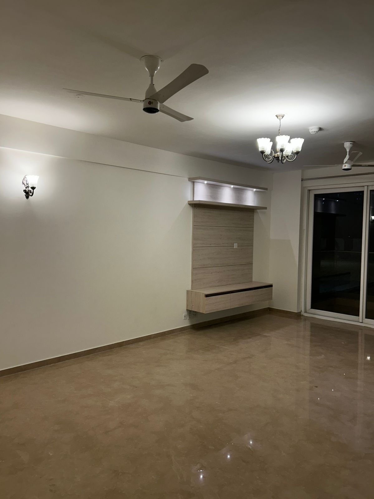 4 BHK 3600 Sq.Ft. Apartment in Indiabulls Centrum Park