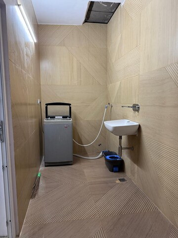 Bathroom in 2 BHK Builder Floor at Sector 40 – for Rent