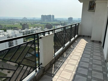 Balcony in 3 BHK Apartment at Central Park 3 The Room, Sohna Sector 33 – for Rent