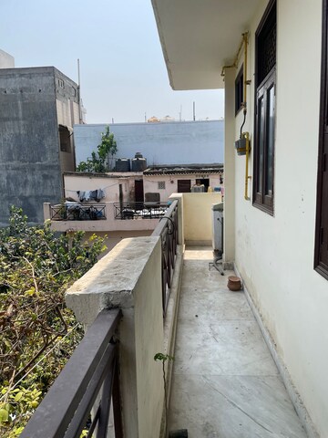 Balcony in 1 BHK Builder Floor at Tagore Garden – for Rent