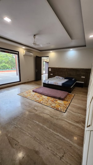 Bedroom in 5 BHK Villa at Saket – for Sale