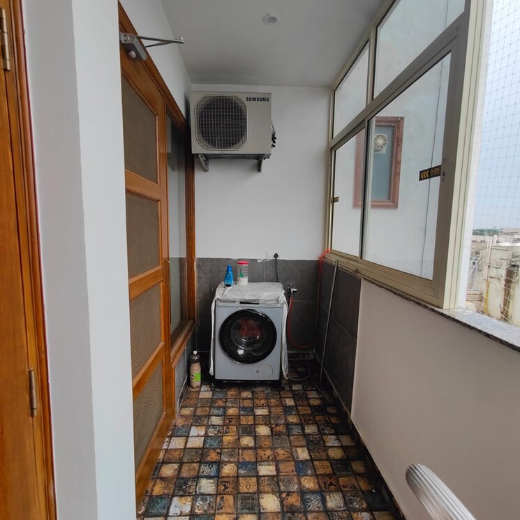 Balcony, puri-aman-vilas 3 Bedroom 265 Sq.Yd. Builder Floor In Sector 89 Faridabad 8739768