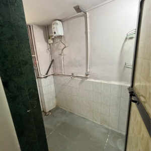 Bathroom in 1 RK Apartment at Kandivali East – for Sale