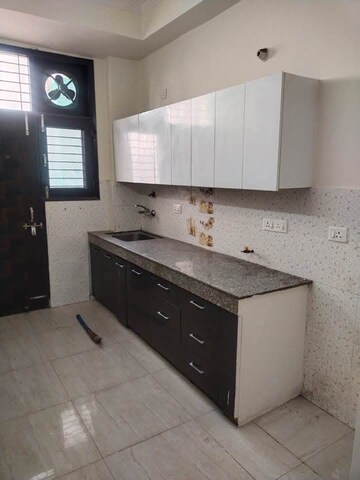 Kitchen in 2 BHK Builder Floor at Sector 9 – for Rent
