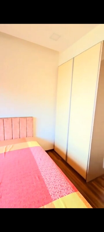 Bedroom in 2 BHK Apartment at Sunteck Avenue 2, Goregaon West – for Rent