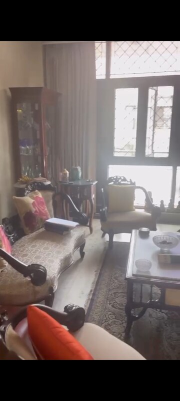 Gym in 6 BHK Builder Floor at Defence Colony – for Sale