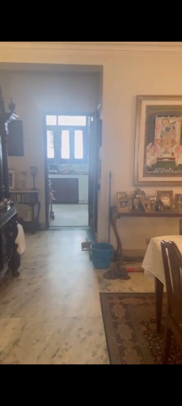 Living Room in 6 BHK Builder Floor at Defence Colony – for Sale