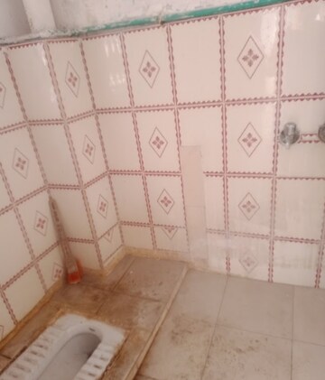 2 BHK Villa For Rent in Aliganj