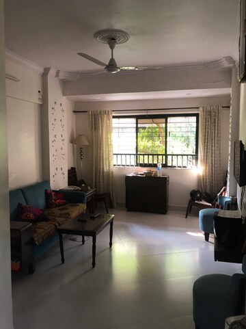 Living Room in 2 BHK Apartment at West View Vile Parle West, Vile Parle West – for Rent