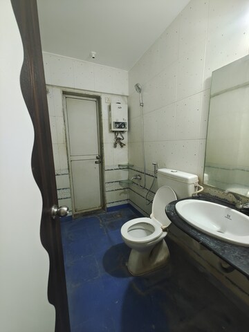 Master Bedroom in 2 BHK Apartment at Jasmine Tower, Vasant Vihar – for Rent