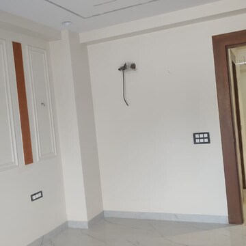Room in 3 BHK Builder Floor at Sector 4 – for Sale