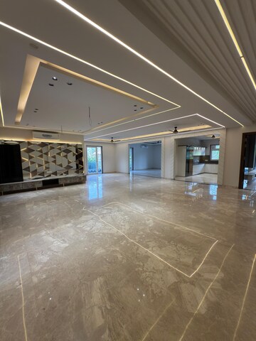 4 BHK Builder Floor For Sale in Srishti Greenfield Homes, Green Fields Colony