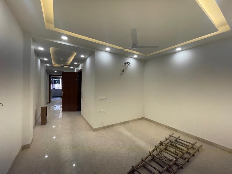 Room, lajpat nagar i 2 Bedroom 900 Sq.Ft. Builder Floor In Lajpat Nagar I Delhi 8735504