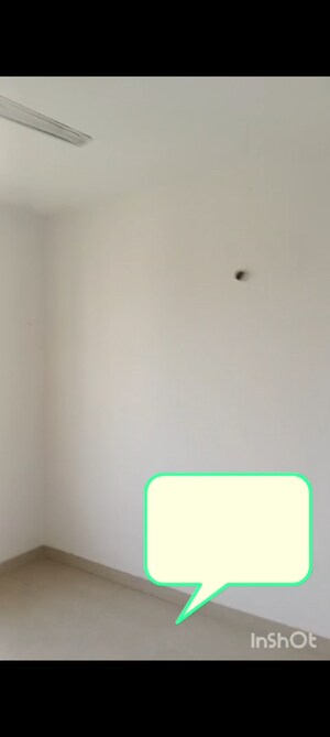 Room in 3 BHK Apartment at ERA Redwood Residency, Sector 78 – for Sale