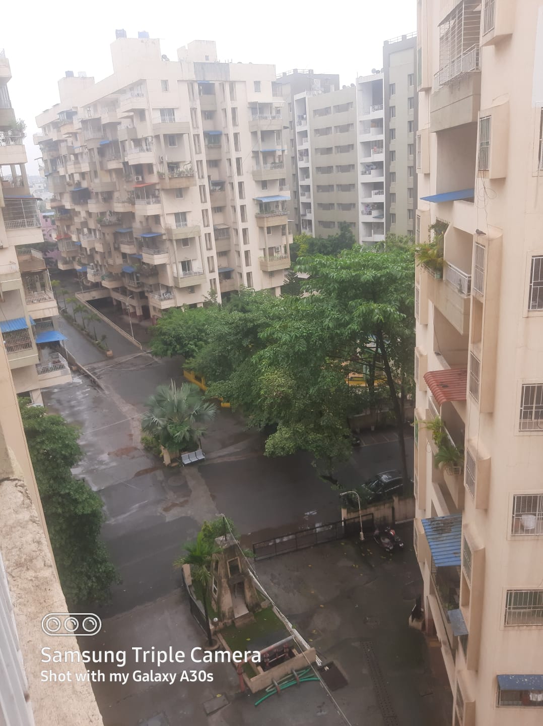 2 BHK + Pooja Room 789 Sq.Ft. Apartment in Mantra Majestica