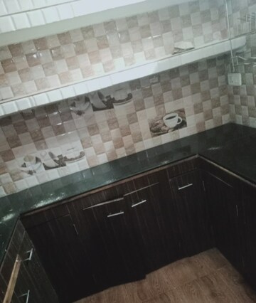 Kitchen in 1 BHK Villa at Aliganj – for Rent