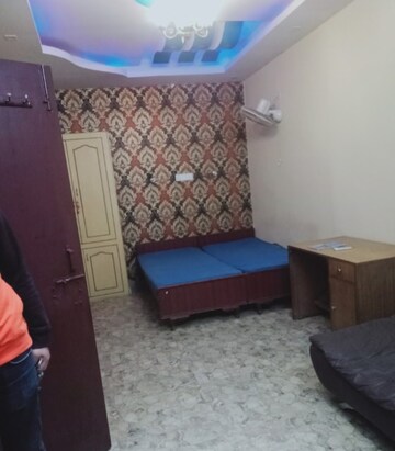 Living Room in 1 BHK Villa at Aliganj – for Rent
