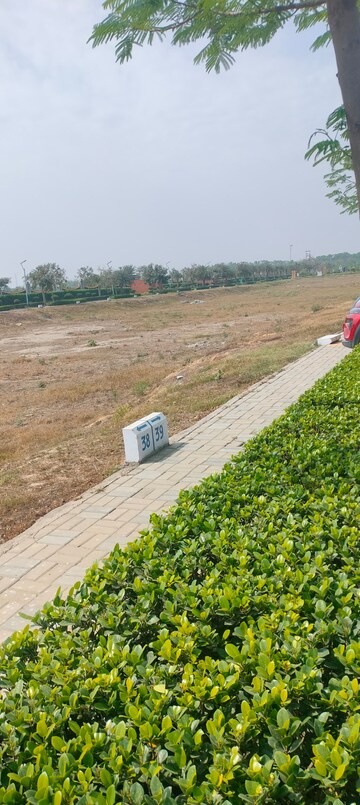  Plot For Sale in Supertech Golf Country Suites, Sector 22d Yamuna Expressway