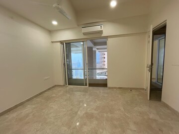 3 BHK Apartment For Rent in Indiabulls Sky Forest, Lower Parel