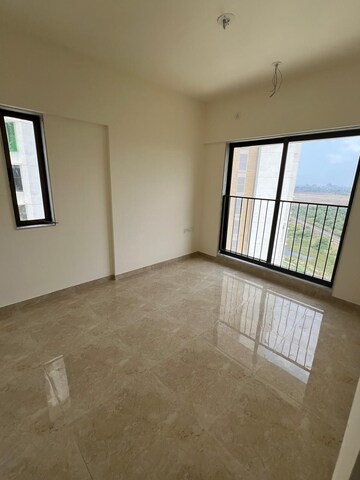Room in 3 BHK Apartment at Sunteck MaxxWorld 5, Naigaon East – for Sale