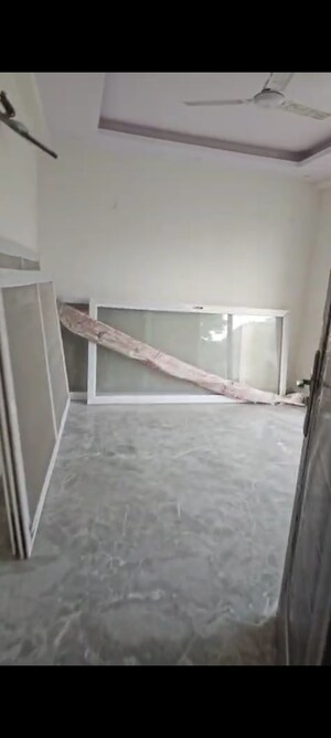 Bathroom in 5 BHK Apartment at Rps Palms, Sector 88 – for Sale