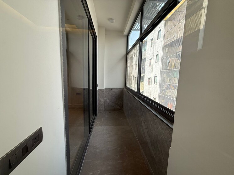 undefined, defence colony 3 Bedroom 1953 Sq.Ft. Builder Floor In Defence Colony Delhi 8739986