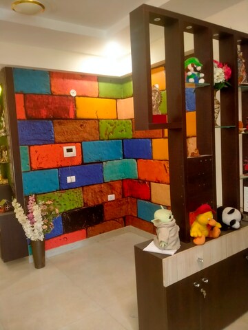 Bedroom in 3 BHK Apartment at Gomti Nagar – for Rent