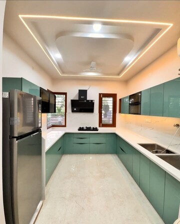 Kitchen in 2.5 BHK Builder Floor at Sector 36 – for Rent