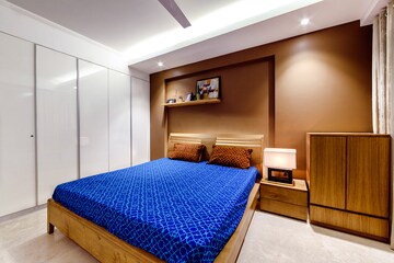 Bedroom in 4 BHK Apartment at DLF Park Place, Sector 54 – for Sale