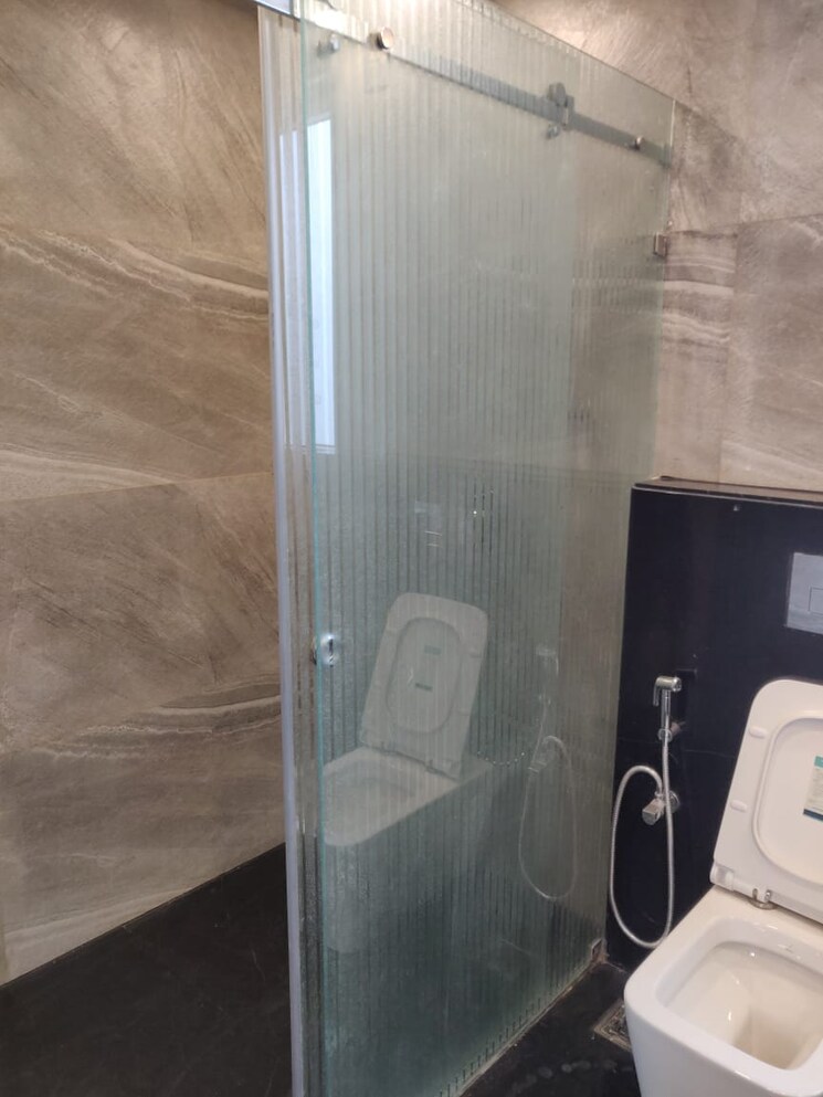 Bathroom, greater kailash ii 4 Bedroom 2500 Sq.Ft. Apartment In Greater Kailash ii Delhi 8739988