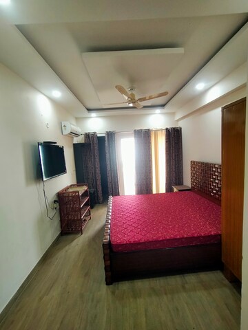 Bedroom in 3 BHK Apartment at Riverview Enclave Phase II, Gomti Nagar – for Rent
