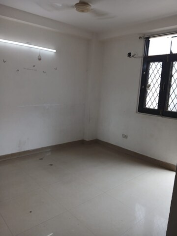 Bedroom in 3 BHK Builder Floor at Khirki Extension – for Rent