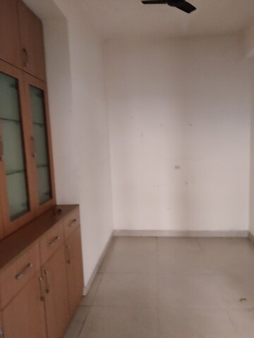 Room in 3.5 BHK Apartment at Experion The Heart Song, Sector 108 – for Rent