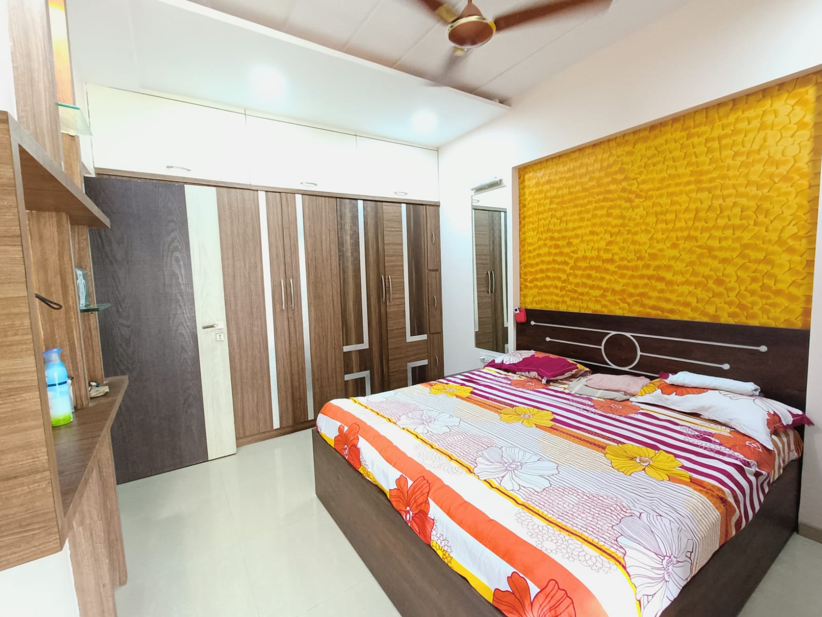 2 BHK + Extra Room Apartment For Rent in Raunak Laxmi Narayan Residency