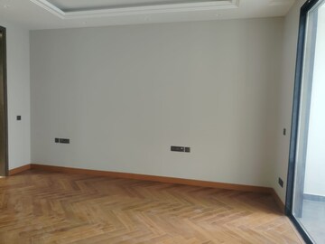 Room in 3 BHK Builder Floor at Shivalik Colony – for Rent