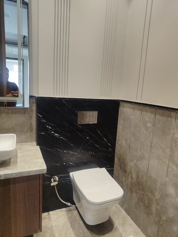 Attached Bathroom in 3 BHK Builder Floor at Shivalik Colony – for Rent