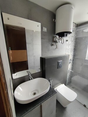 Master Bedroom in 3 BHK Builder Floor at Central Park Flower Valley, Sohna Sector 33 – for Sale