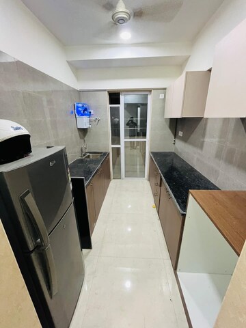 Master Bedroom in 2.5 BHK Apartment at Goregaon West – for Rent