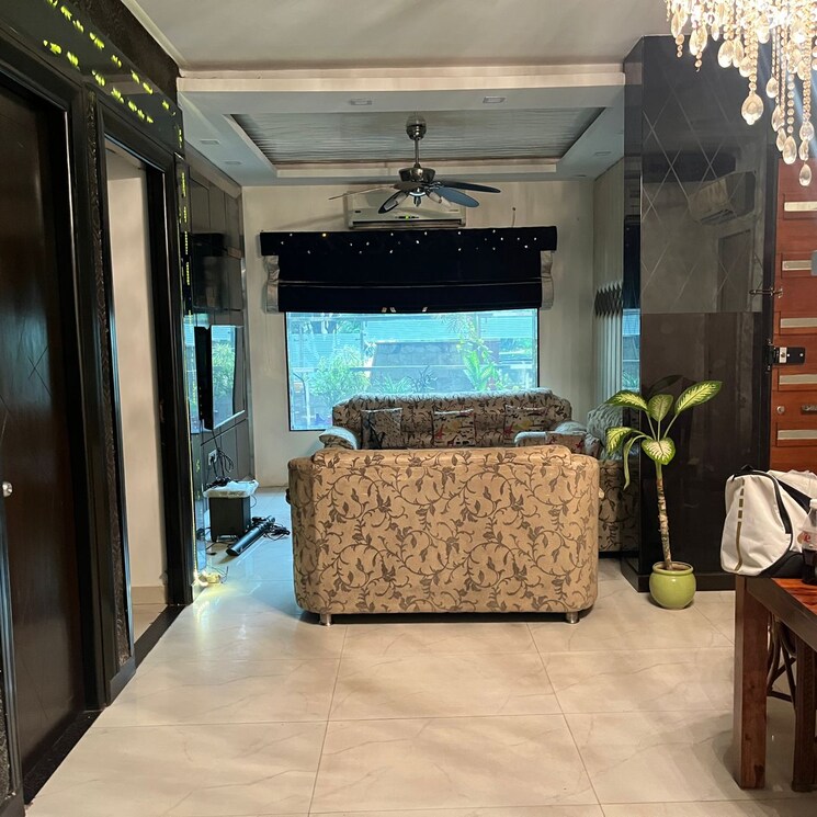 Bedroom, kohli-one-malibu-town 3 Bedroom 240 Sq.Yd. Builder Floor In Malibu Town Gurgaon 8740105